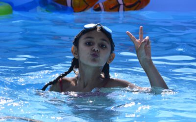 Najmłodsi w basenie – jak dbać o bezpieczeństwo dziecka?